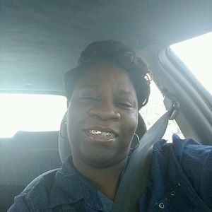 Meet your Posher, Constancha